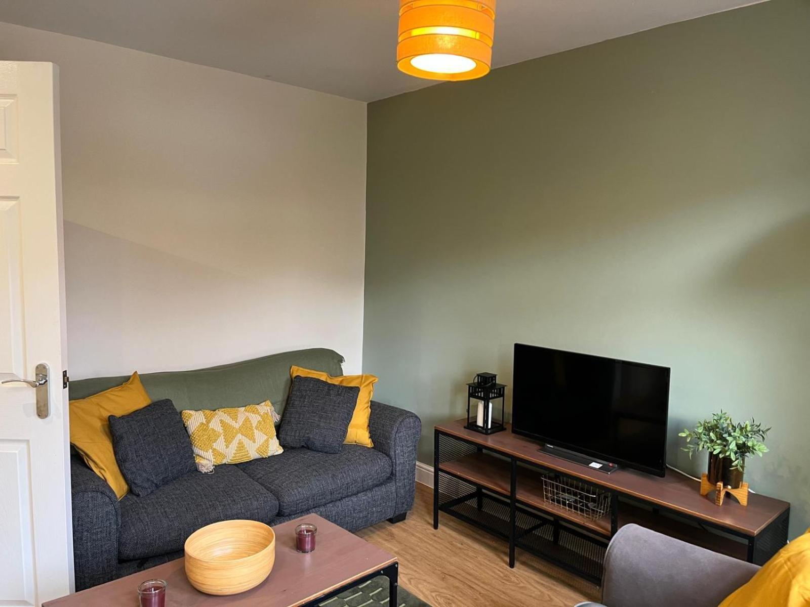 Апартаменты Short Term Lets From £15 Per Person Per Night Бристоль Экстерьер фото