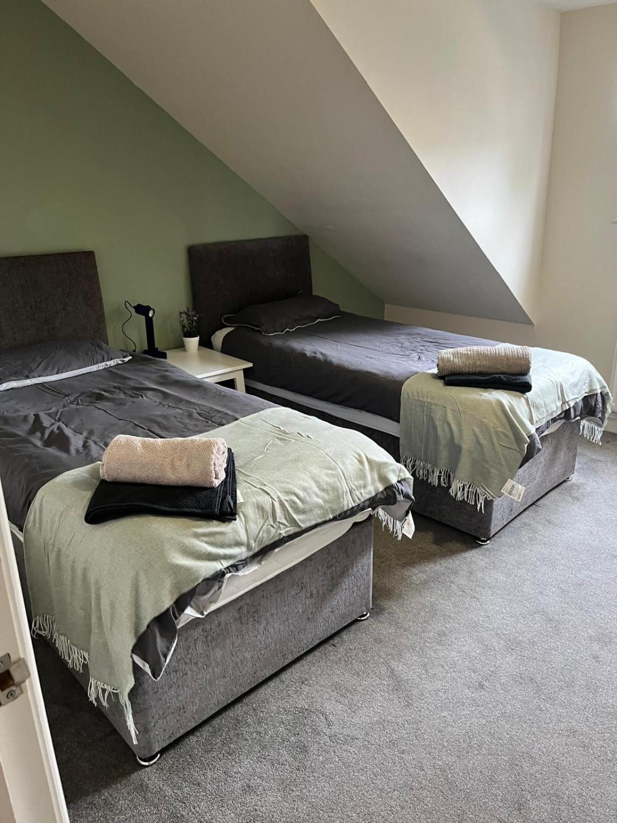 Апартаменты Short Term Lets From £15 Per Person Per Night Бристоль Экстерьер фото